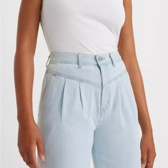 Levi‎ Straus Women’s Baggy Featherweight High Waist Crop Wide Leg Light Jeans 29 - Picture 3 of 13